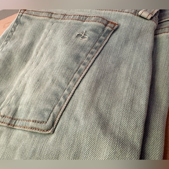 Rag & Bone 26” Capri Jeans in Brighton wash size 28 - Picture 4 of 9